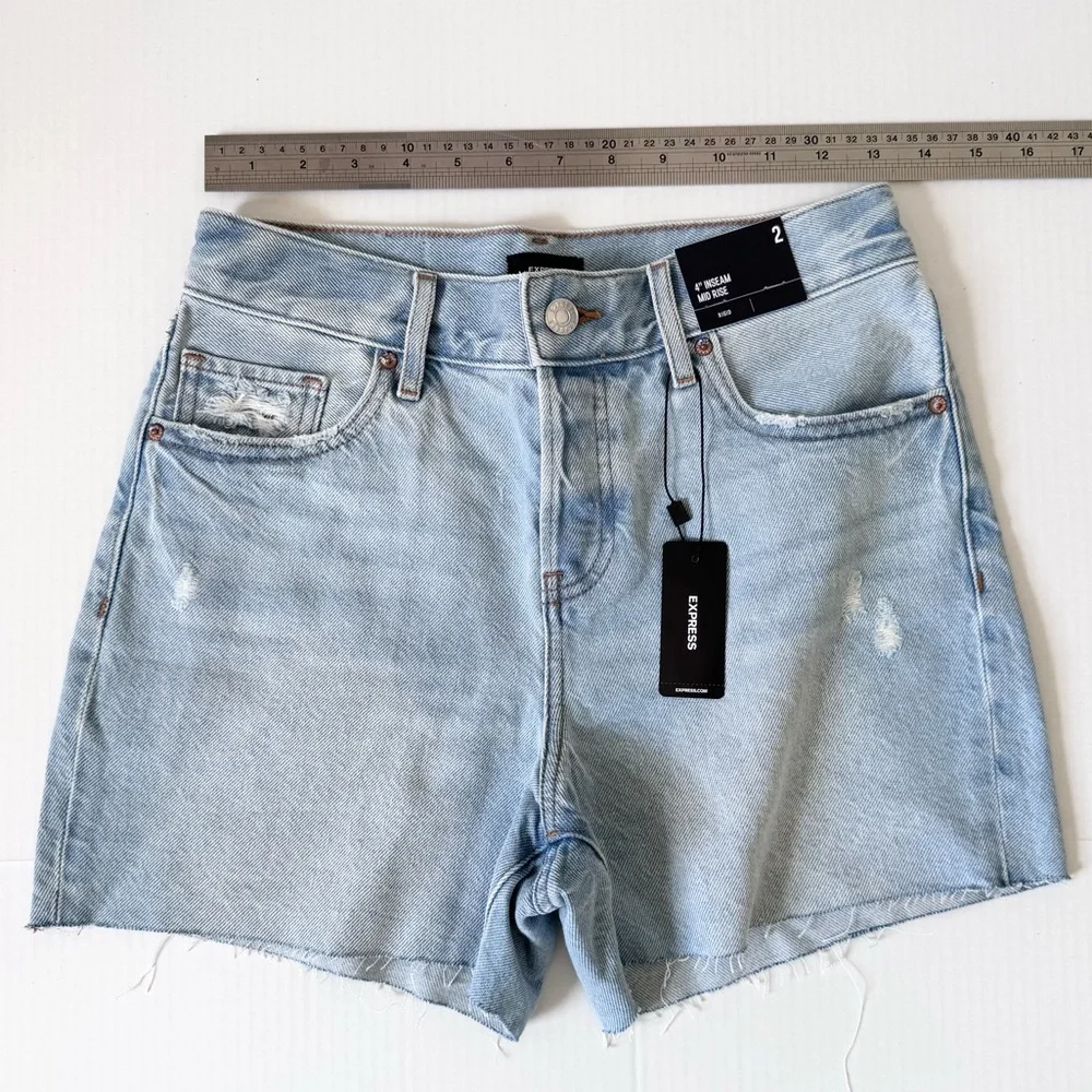 Express Midi Jean Shorts - Picture 2 of 8